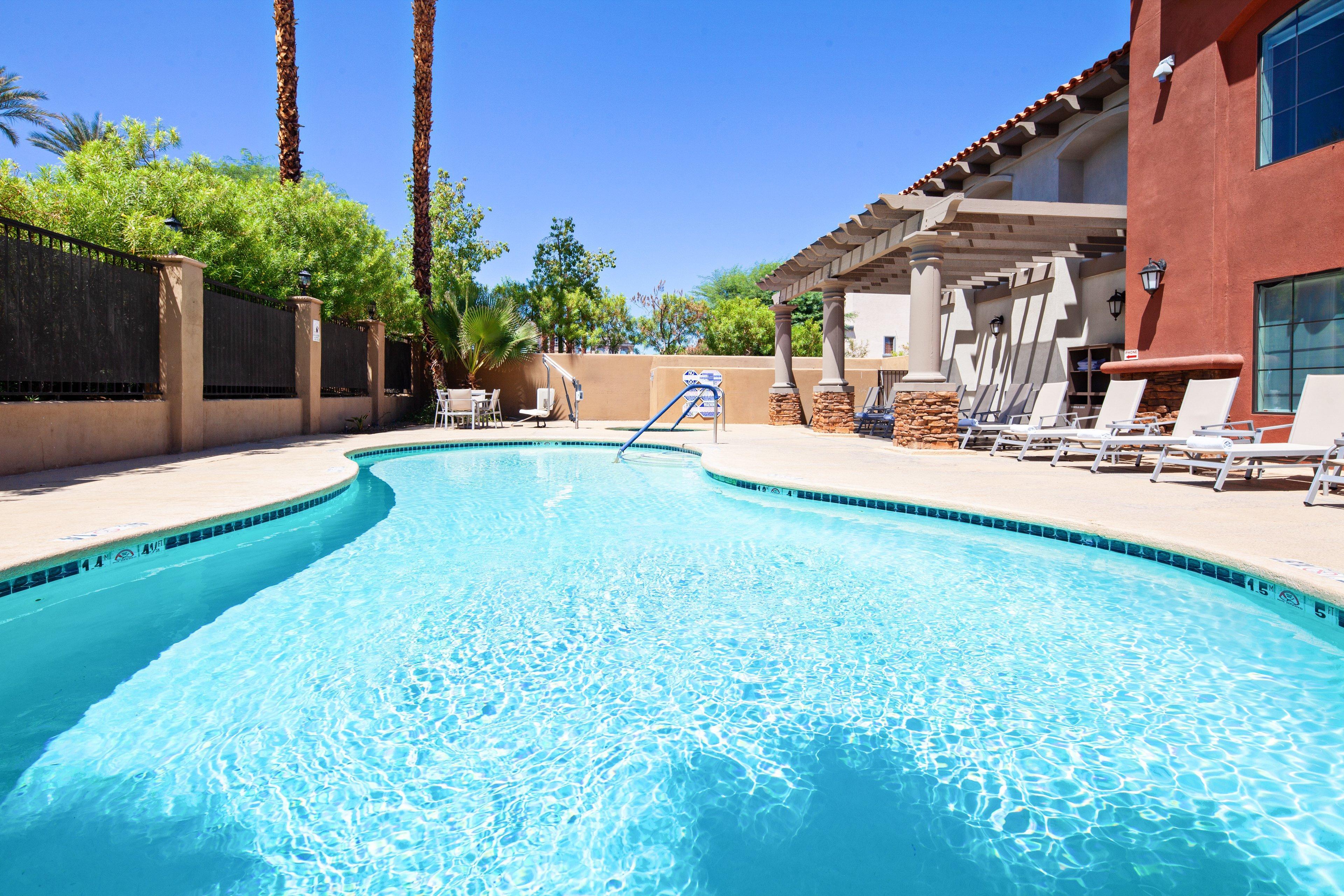 Holiday Inn Express & Suites Rancho Mirage - Palm Spgs Area By Ihg Exterior foto