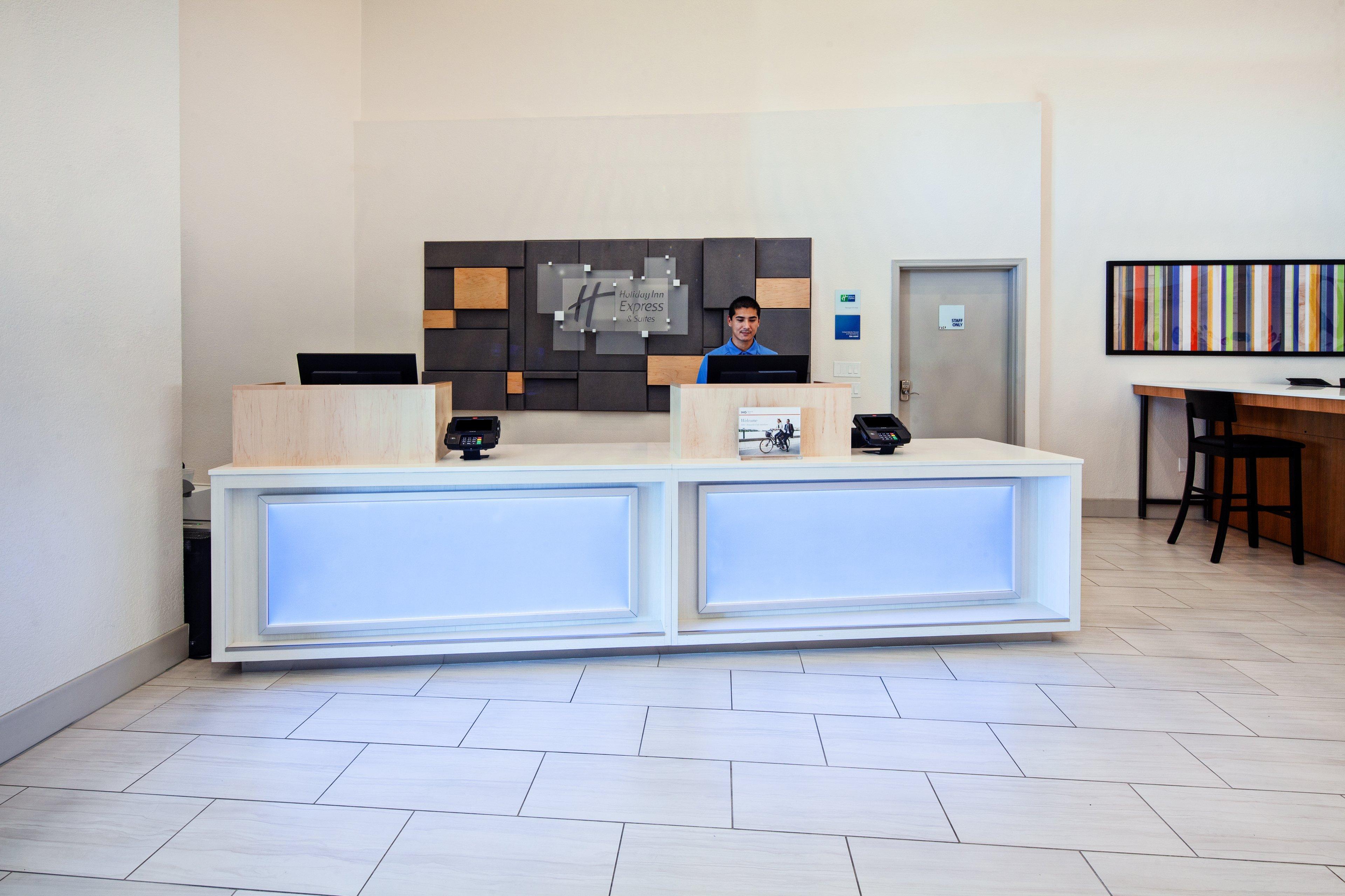 Holiday Inn Express & Suites Rancho Mirage - Palm Spgs Area By Ihg Exterior foto